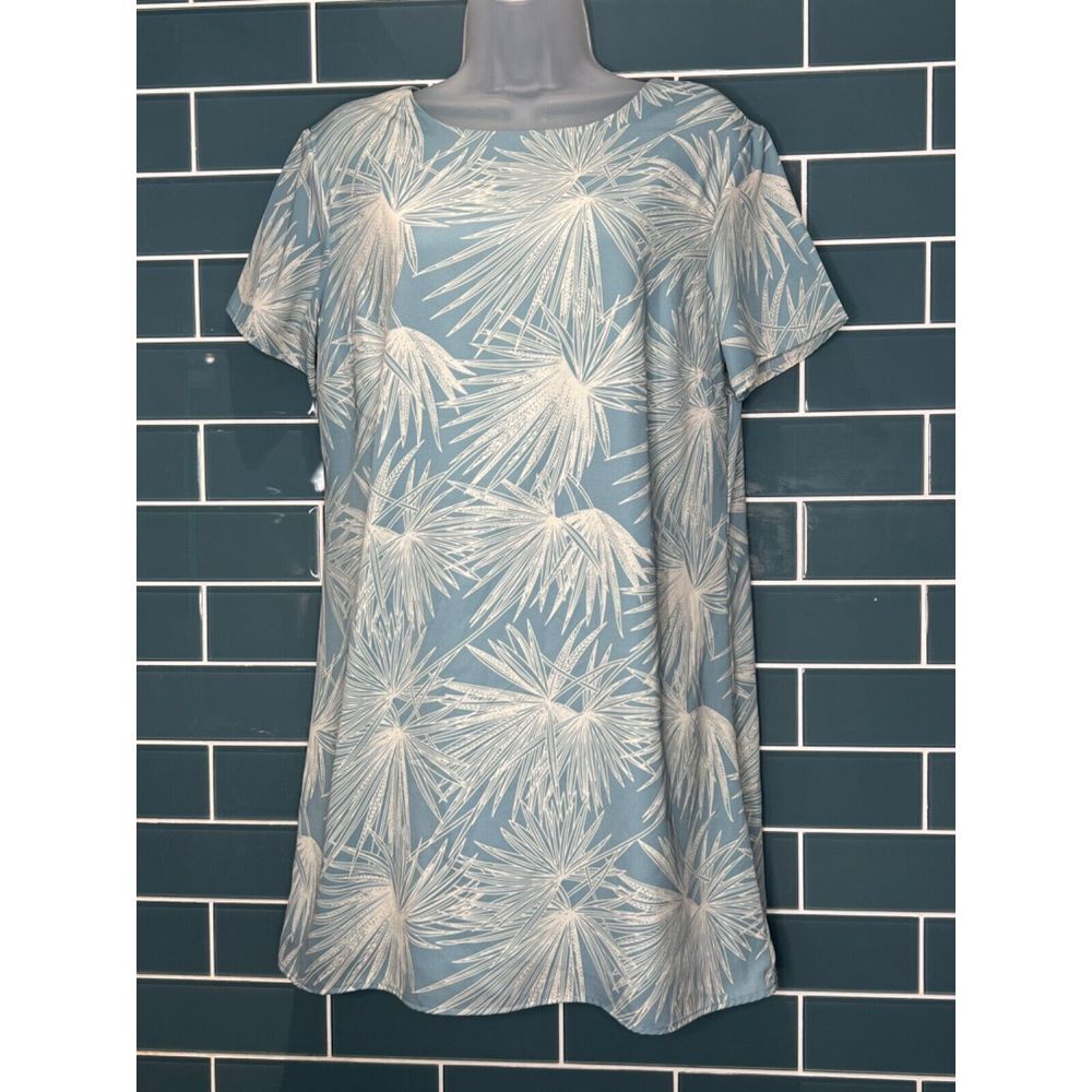 Lulus Blue White Cancun Calling Leaf Print Shift Dress Medium Short Sleeve Lined